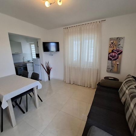 Apartment Sonja Rabac Bagian luar foto